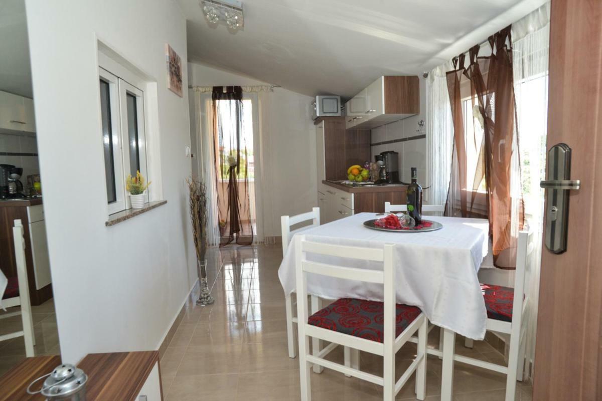 Apartment Antonio Zadar Bagian luar foto