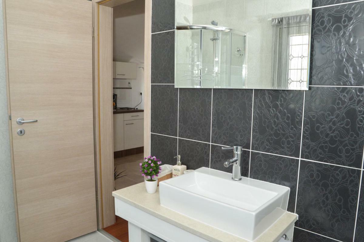 Apartment Antonio Zadar Bagian luar foto